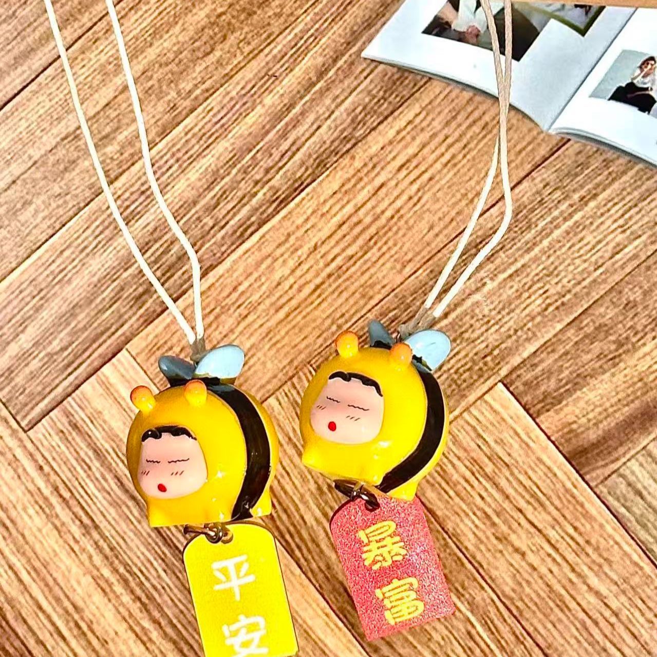 Crayon Shin-chan Bee Cosplay F - Car Mirror recensie en prijs